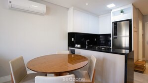 Unclassified image, 5 of 23, button - Apt w/ Rooftop and Pool 300m From Beach Elu0211 (Florianópolis)