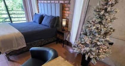 Uritess Industrial Apartment