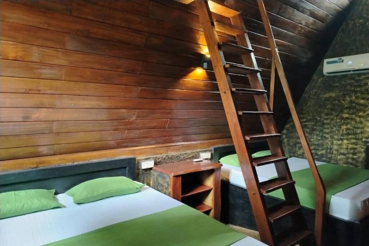 Habitación familiar, vista al jardín | Wifi gratis