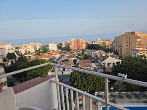 Property grounds - 'Pausa Azul' Apartment with Sea Views, Wi-Fi, and Air Conditioning (Benalmádena)