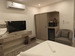Economy Room | In-room safe, iron/ironing board (on request), free WiFi - Jada  Apartments (AL KHOBAR)