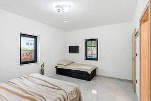 Room - Premium Dream Villa with Heated Pool, Finnish Bath & Games (Počátky)