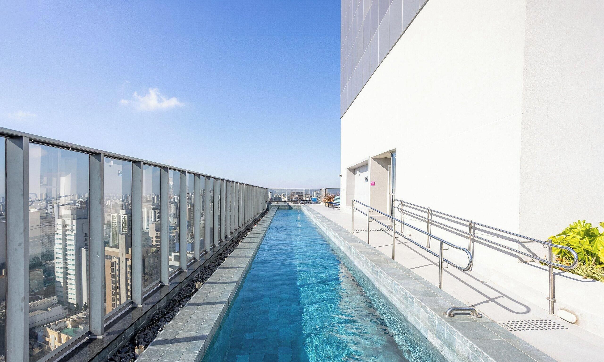 Basic Apartment | Pool