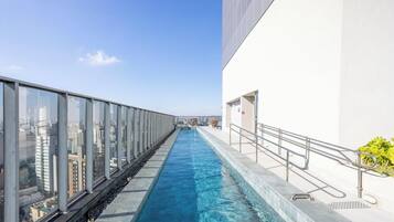 Basic Apartment | Pool