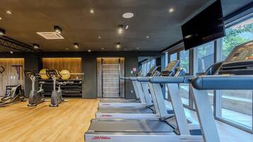 Basic Apartment | Fitness facility