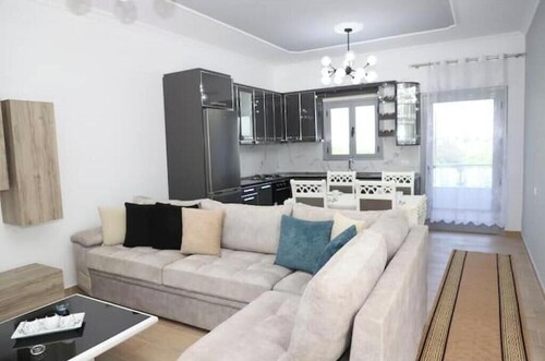 Peaceful Villa Apartment Near Berat | Balcony, Garden & Free Parking