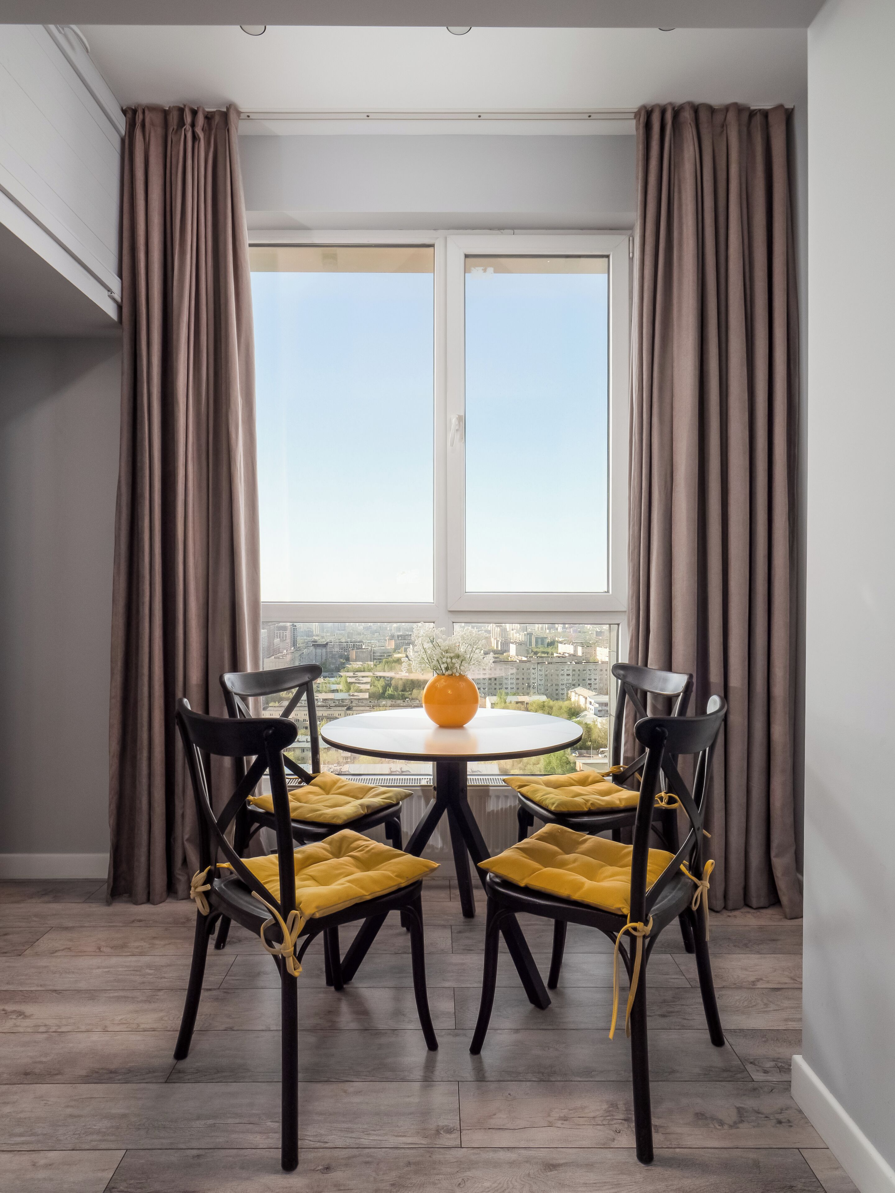 Apartamento, cocina, en la zona del patio | Restauración