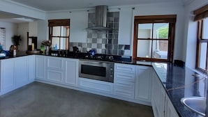 Ảnh chưa phân loại, 4 trong số 31 ảnh, nút