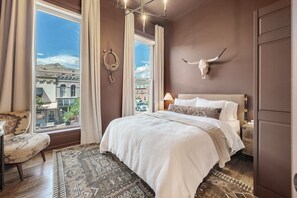 2 slaapkamers, een strijkplank/strijkijzer, wifi, beddengoed