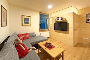 Comfort Apartment, 1 Bedroom, Mountain View | Living area - Apartmaji Budinek (Kranjska Gora)