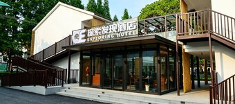Exploring Hotel