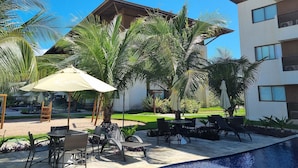 Family Apartment | Outdoor dining - Cupe Beach Living Porto de Galinhas (Ipojuca)