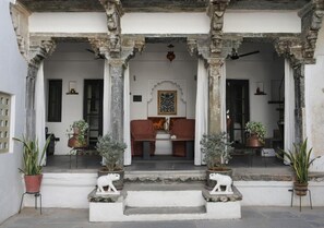Ảnh chưa phân loại, 2 trong số 55 ảnh, nút