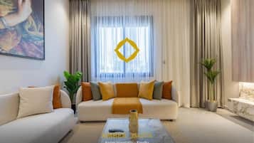 Deluxe Apartment | Living area