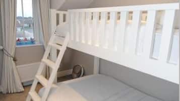 4 habitaciones, wifi gratis y ropa de cama