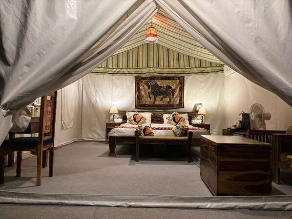 Deluxe Tent, Garden View