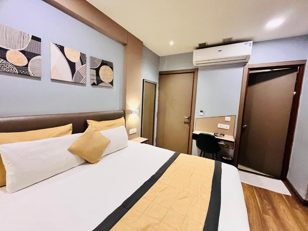 Chambre Deluxe double, balcon, vue sur la ville | Accès au Wi-Fi (inclus)