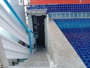 ห้องพัก, 1 ห้องนอน, สูบบุหรี่ได้ | สระว่ายน้ำ