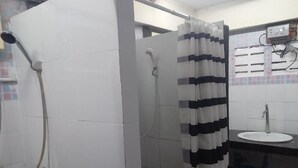 Zimmer, 1 Schlafzimmer, Raucher | Badezimmer