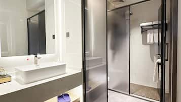 Double Room Single Use | Bathroom