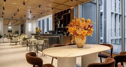 Designer 1BR | Rooftop Pool | Hyde Walk Dubai