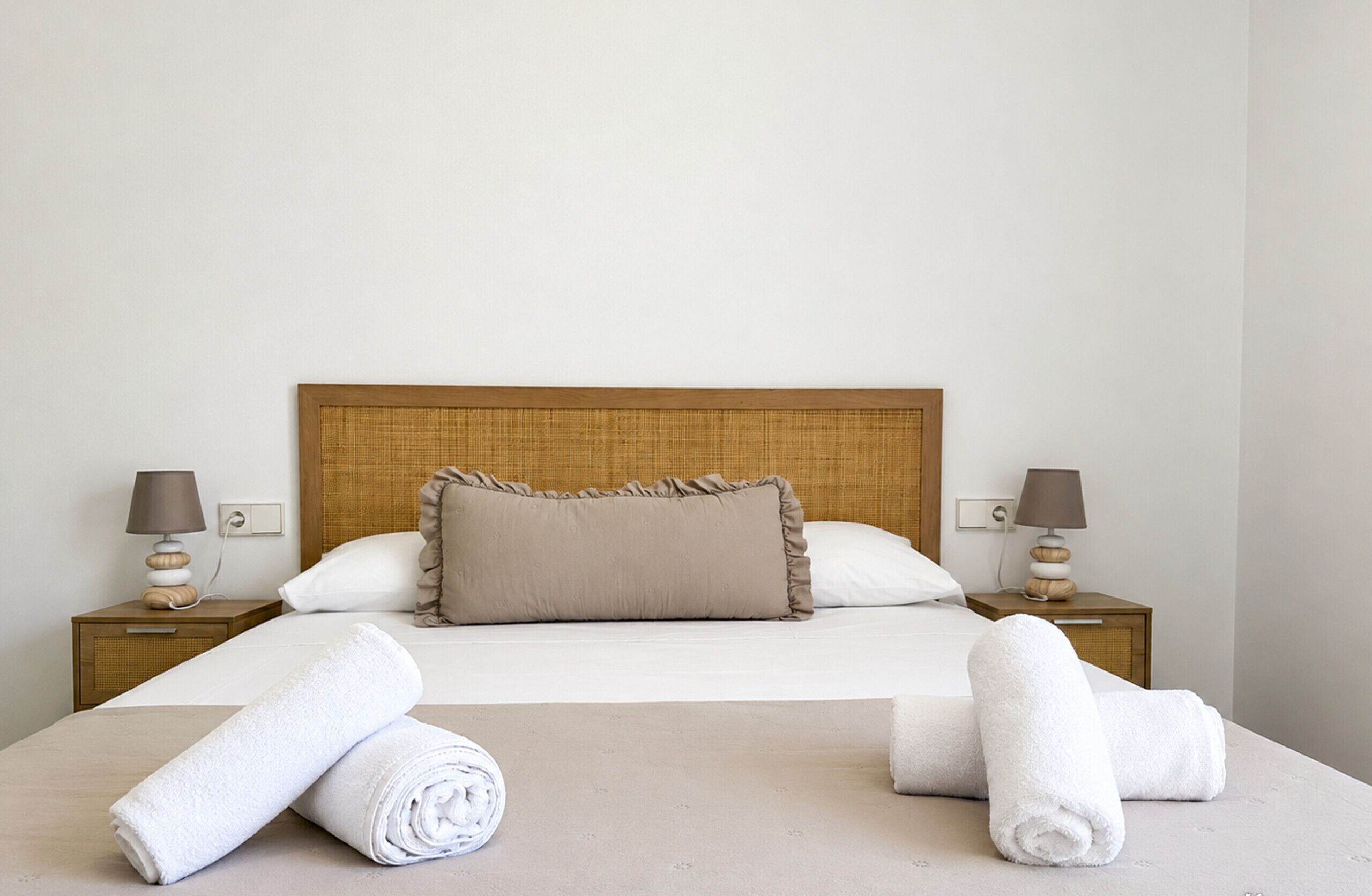 Wifi gratis y ropa de cama