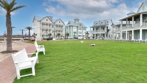 Unclassified image, 4 of 13, button - New home in CS South with access to 20+ resort like amenities (Port Aransas)