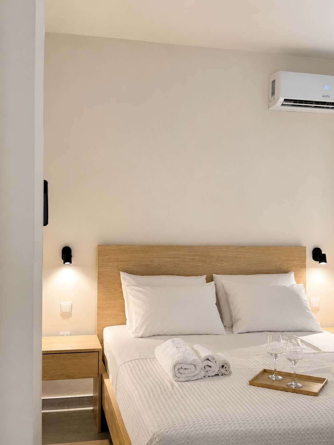 Bügeleisen/Bügelbrett, Reisekinderbett, WLAN, Bettwäsche