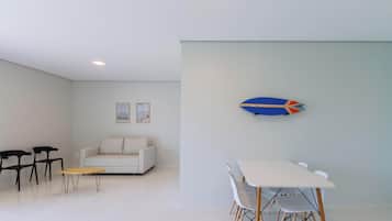 Basic Apartment | Interior