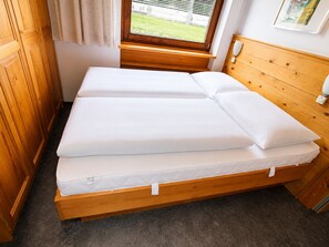 Appartement, balcon, vue montagne