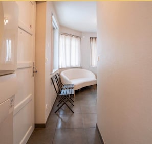 Unclassified image, 2 of 10, button - Le Chablais 35 I T2 I Annemasse (Annemasse)