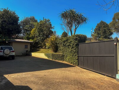 Large Family Villa with Swimming Pool on the Panorama Route close to Kruger Park