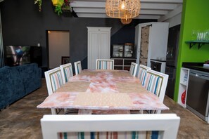 Dining - Fabulous 5-bedroom Farmhouse style house with beautiful views in Hartbeespoort (Hartbeespoort)