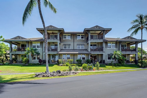 Halii Kai Condo Close in Proximity to Ocean/pool