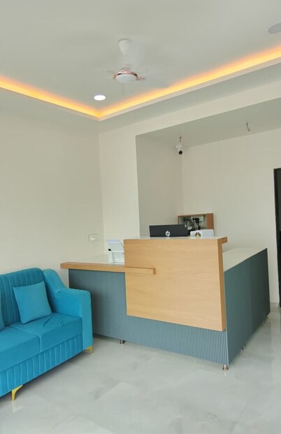 Jayesh Lodging