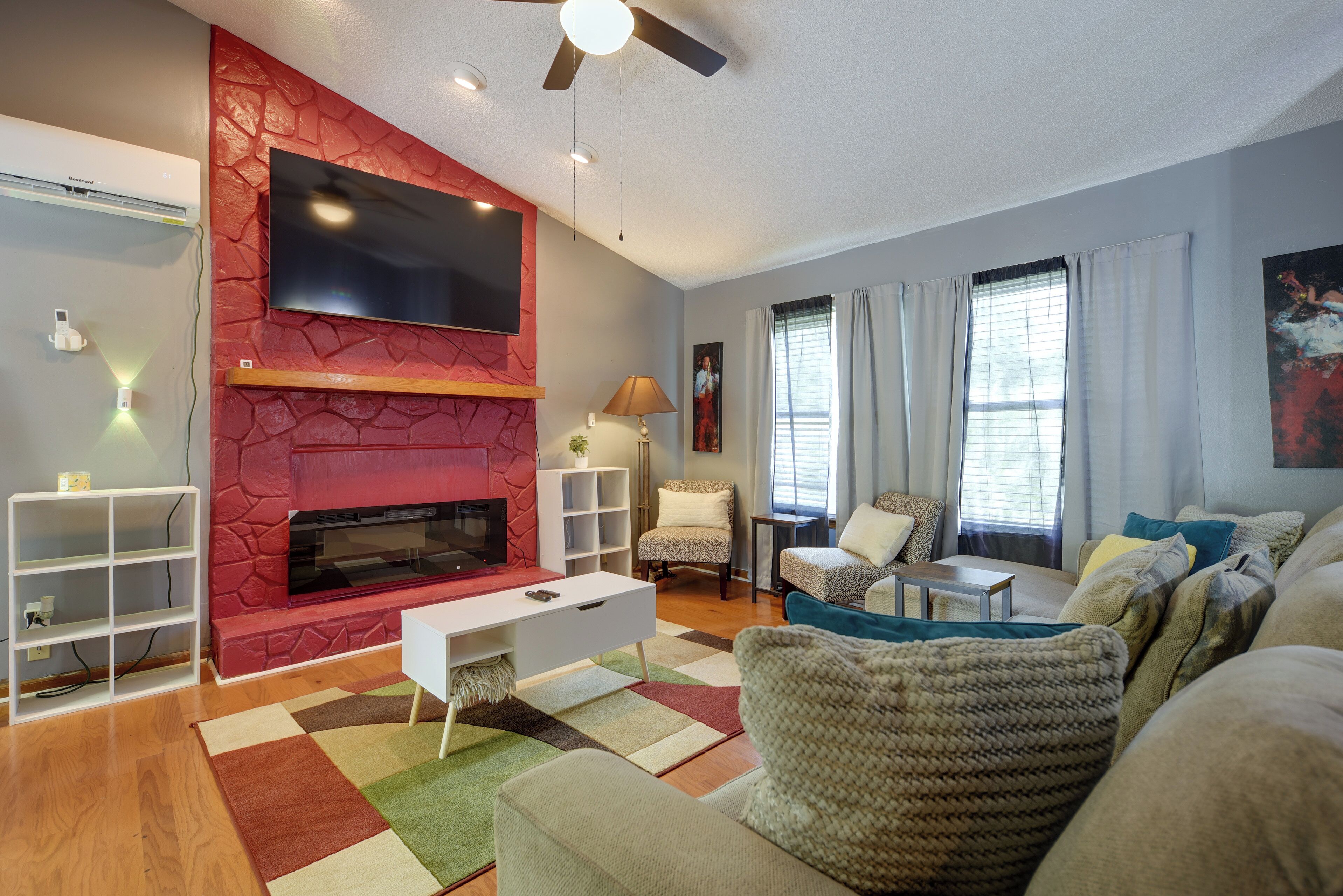 Apartment (2 Bedrooms) | Front of property
