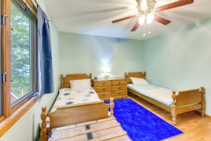 Unclassified image, 3 of 39, button - Private Beach on Lake Huron! Group Retreat w/ Deck (Cheboygan)