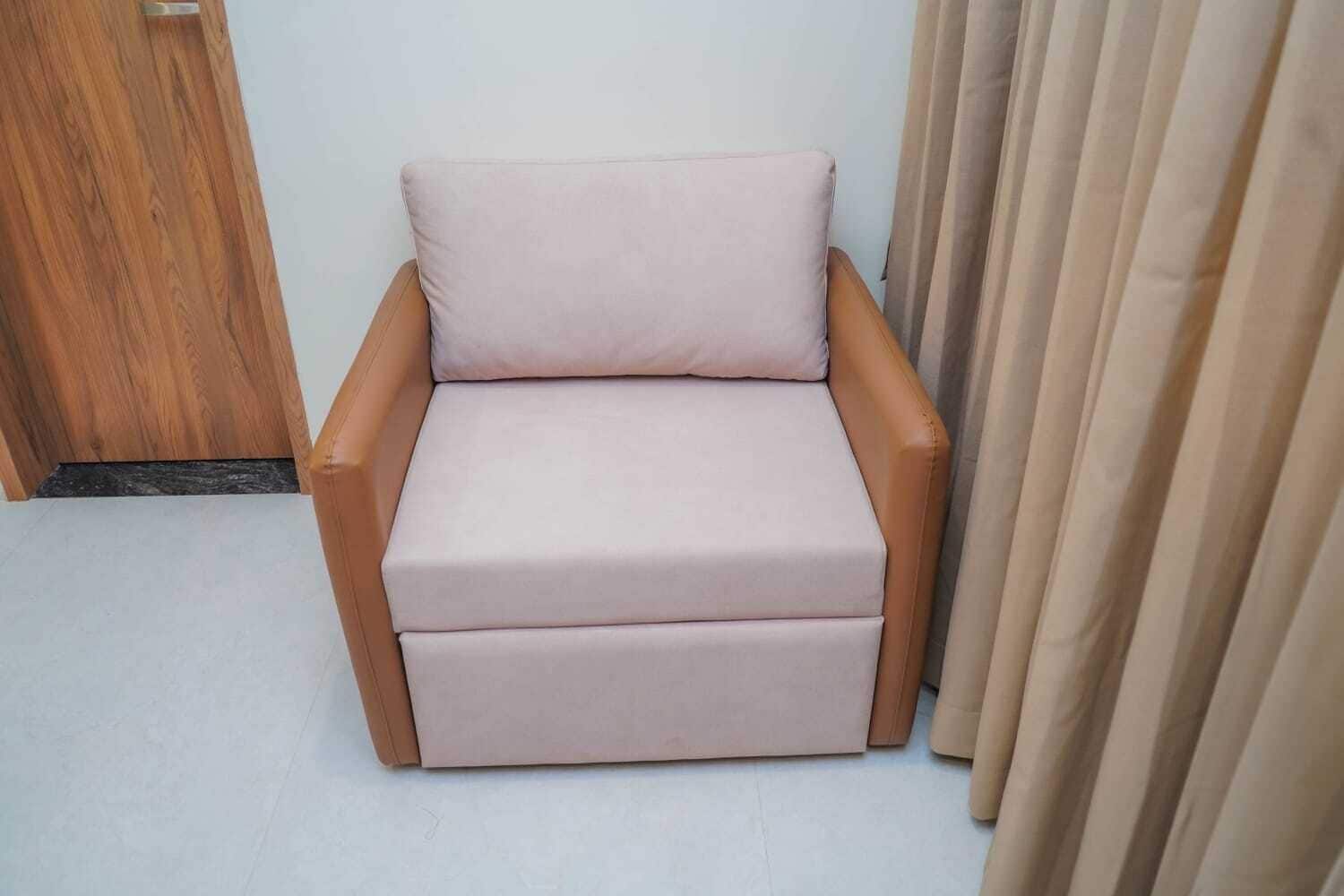 Camera Comfort | Biancheria da letto di alta qualità, materassi in memory foam, minibar