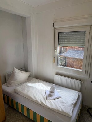 Triple Room, Valley View