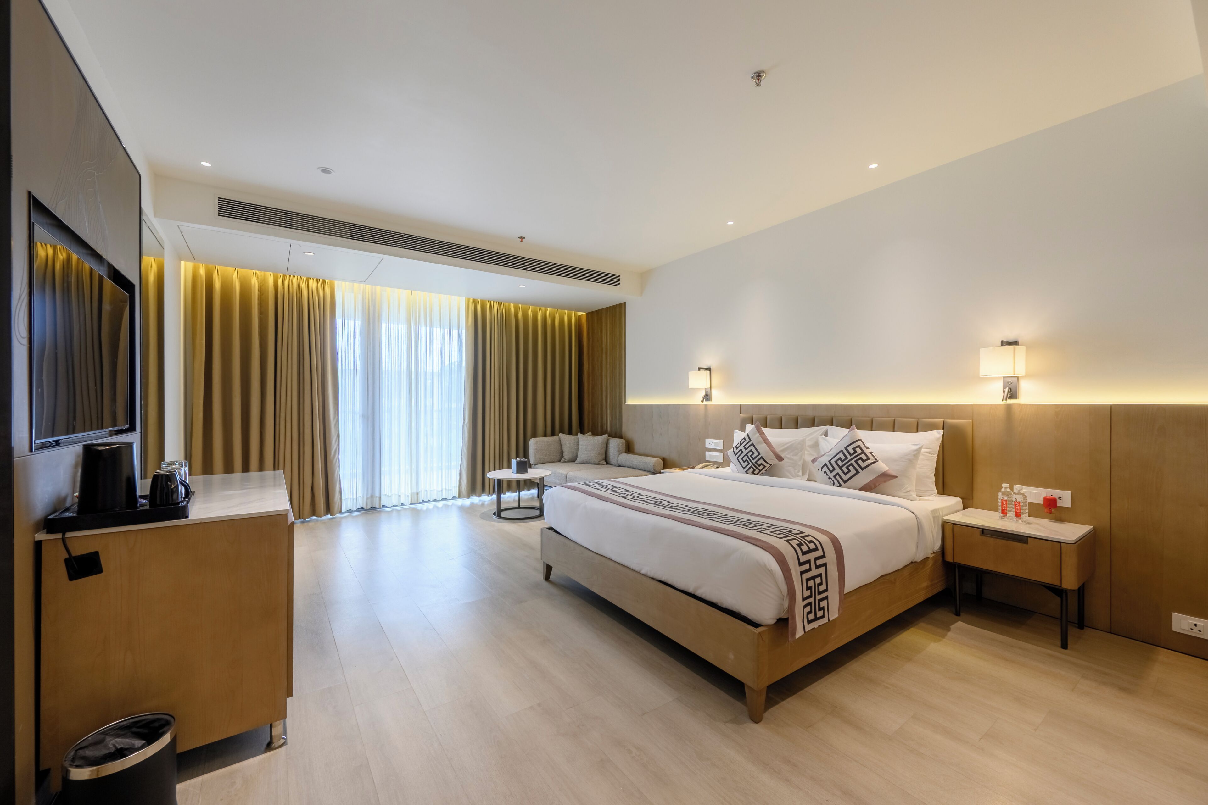 Deluxe Double Room, Balcony, Garden View