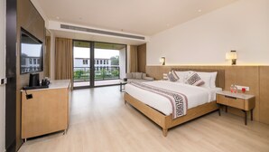 Deluxe Room, Balcony, Garden View