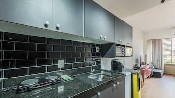 Basic-Apartment | Eigene Küche