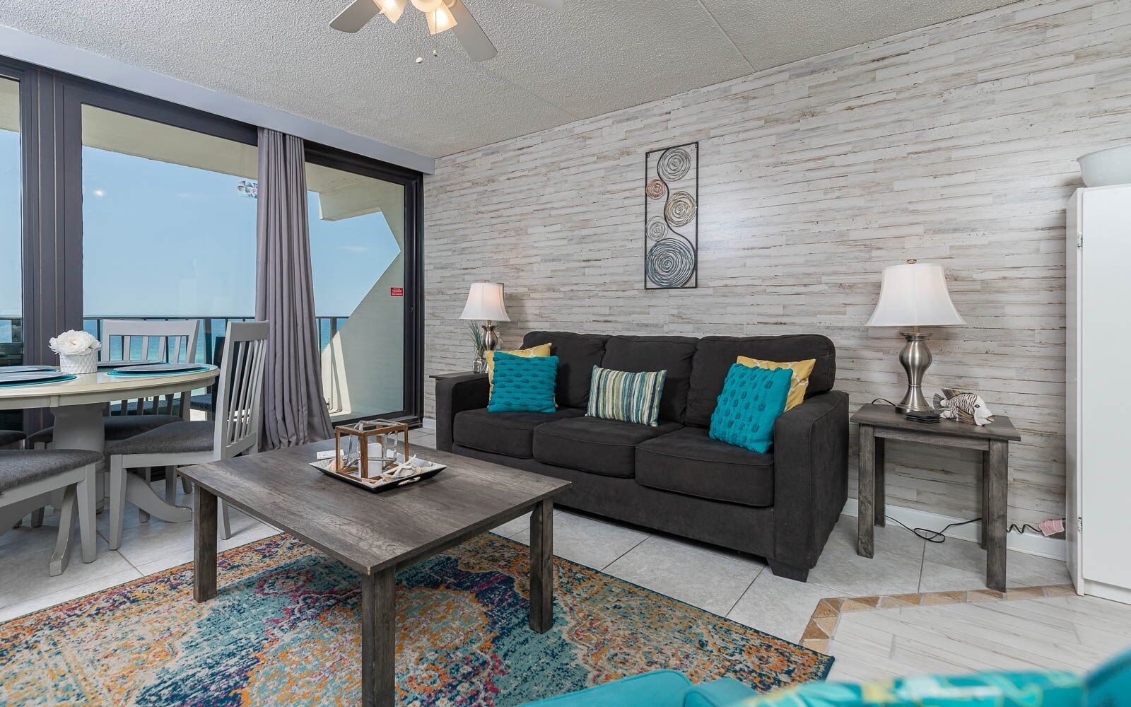 Condo, 2 Bedrooms | Living area