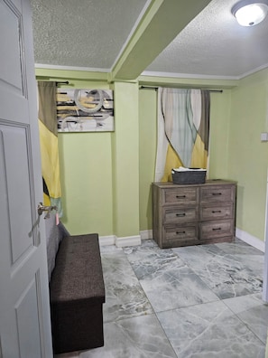 Interior - 2-bedroom house in pleasant Marigot with air conditioning (Marigot)