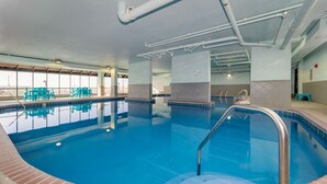 Appart'hôtel, 3 chambres | Piscine