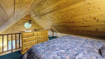 Chalet (0 Bedroom) | Interior