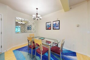 Interior - Second-floor Secure Condo Near Girdwood Village (Girdwood)