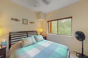 Interior - Second-floor Secure Condo Near Girdwood Village (Girdwood)