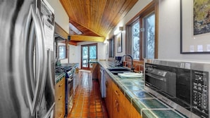 Stuga (4 Bedrooms) | Interiör