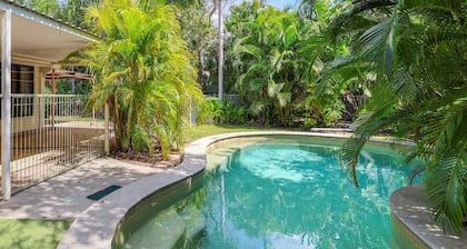 Palms Bungalow Nightcliff with Pool | 2BD, 2BTH